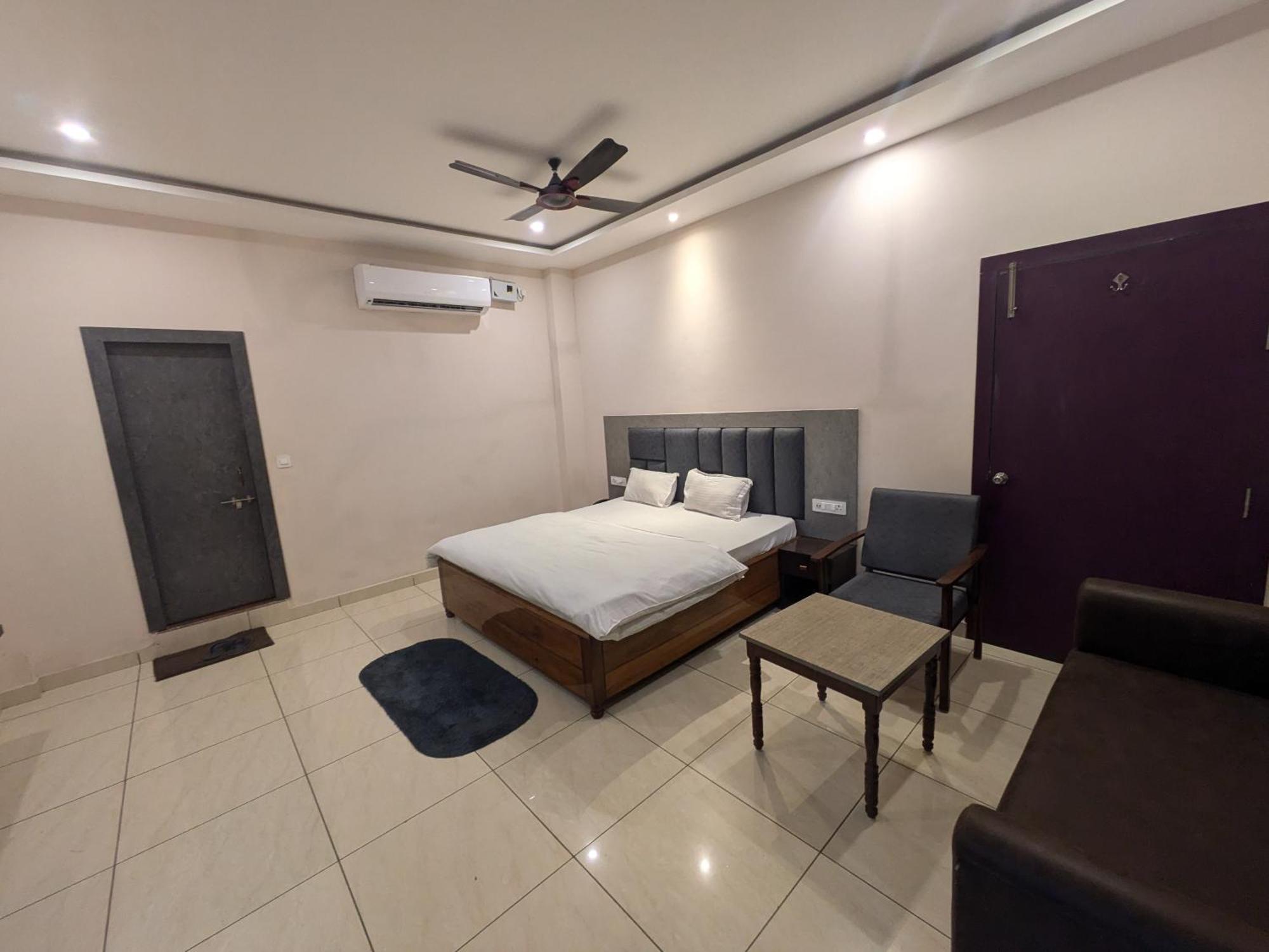 Kishori Vatika Hotel Ramnagar  Kültér fotó