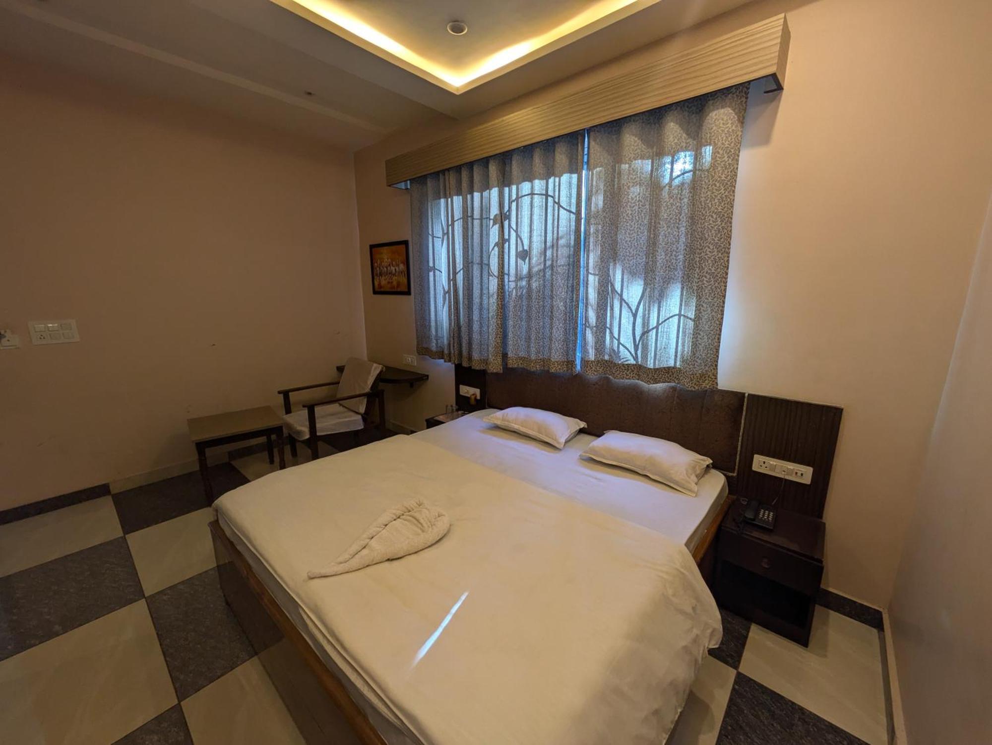 Kishori Vatika Hotel Ramnagar  Kültér fotó