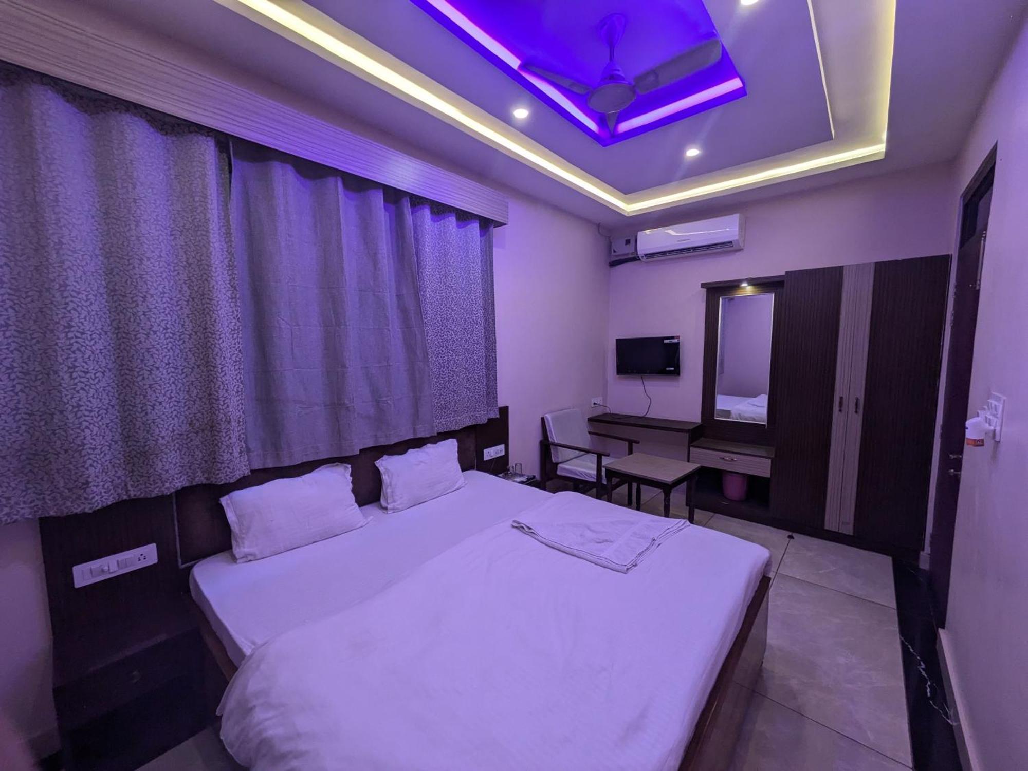 Kishori Vatika Hotel Ramnagar  Kültér fotó